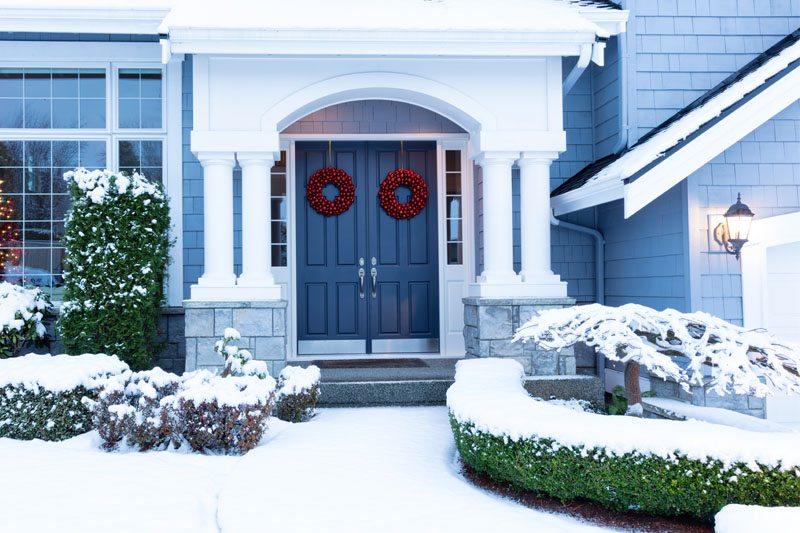 Buying and Selling A Sacramento House During the Holidays